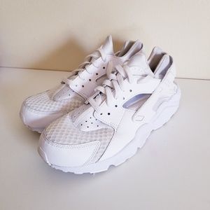 Nike huaraches